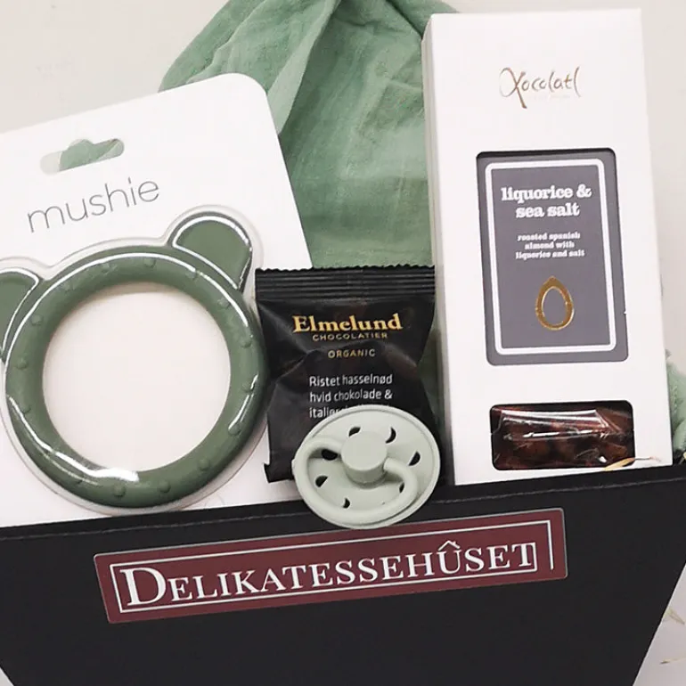 Barselsgave - med nusseklud, sut og bidering