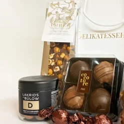 Elegant jule gavepose med danske luksus lækkerier