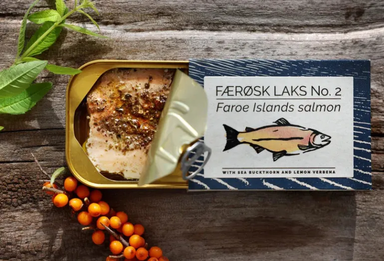 Færøsk laks i koldpresset rapsolie med Havtorn og Citronverbena, no. 2 - Fangst