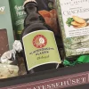 Gavekurv - lille øl-kurv 'Happy Birthday' med specialøl og delikatesser