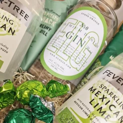 Gavekurv med gin & tonic og chips