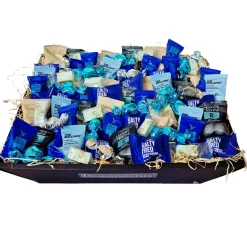 Gavekurv - Perfekt dele-kurv med chokolade, lakrids, skum og nougat