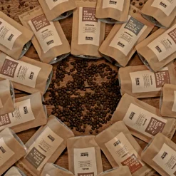 Kaffe julekalender - hele bønner 2026 | The Brew Company