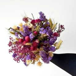 Miss Caroline – Farverig evighedsbuket med smukke blomster