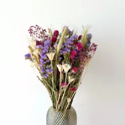 Miss Caroline – Farverig evighedsbuket med smukke blomster