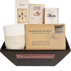 Mors dag gavekurv med kaffekop, blomsterfrø og danske delikatesser
