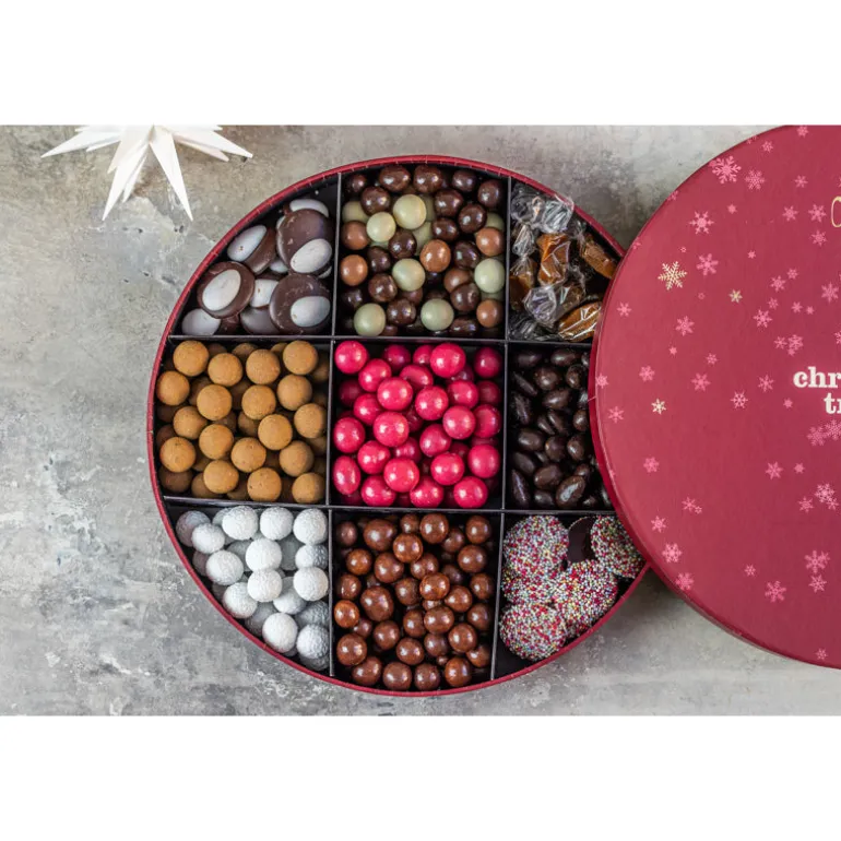 Rød juleæske med chokolade og lakrids